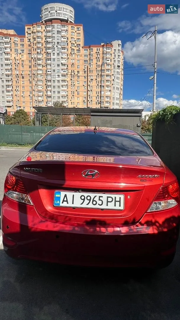 2011 Hyundai Accent - мініатюра 12