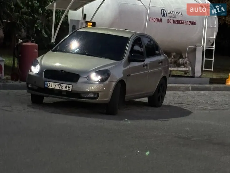 Hyundai Accent