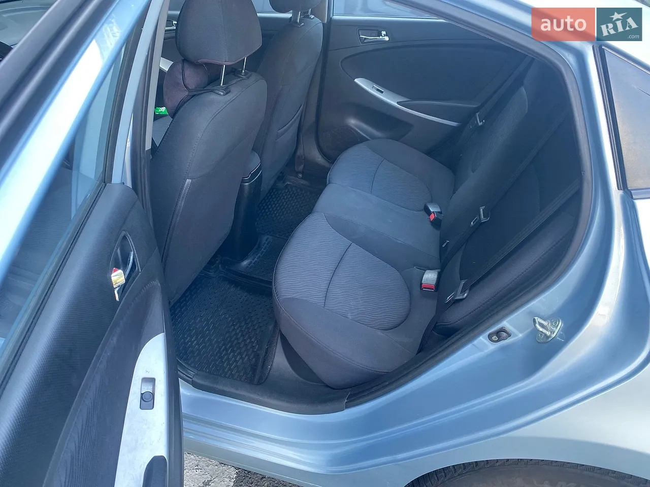 2011 Hyundai Accent - мініатюра 24