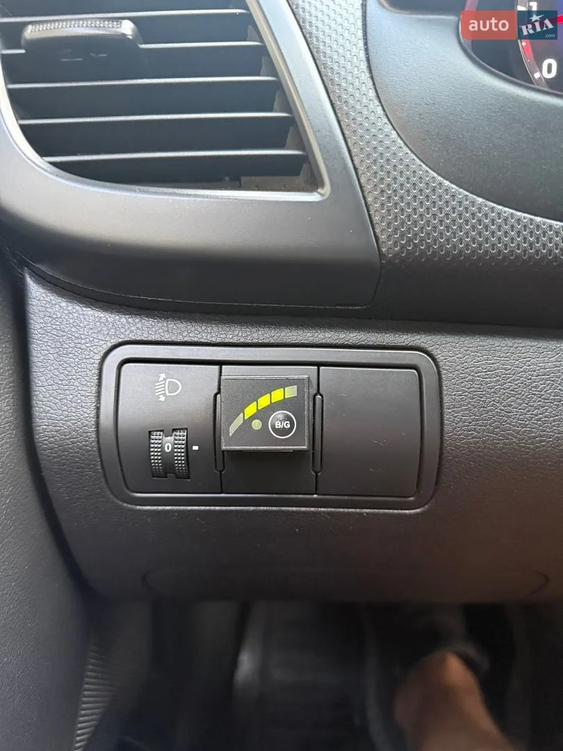 2012 Hyundai Accent - мініатюра 23