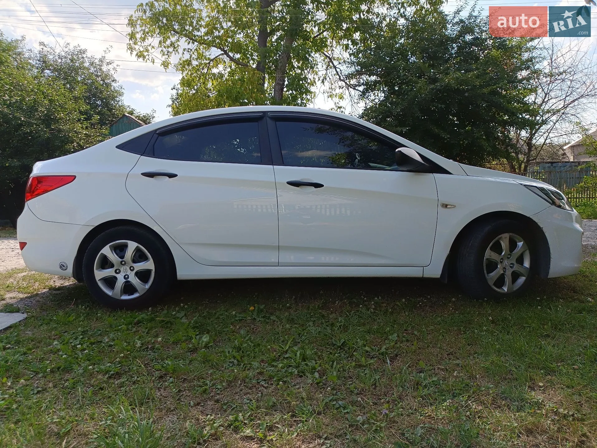 2012 Hyundai Accent - мініатюра 2