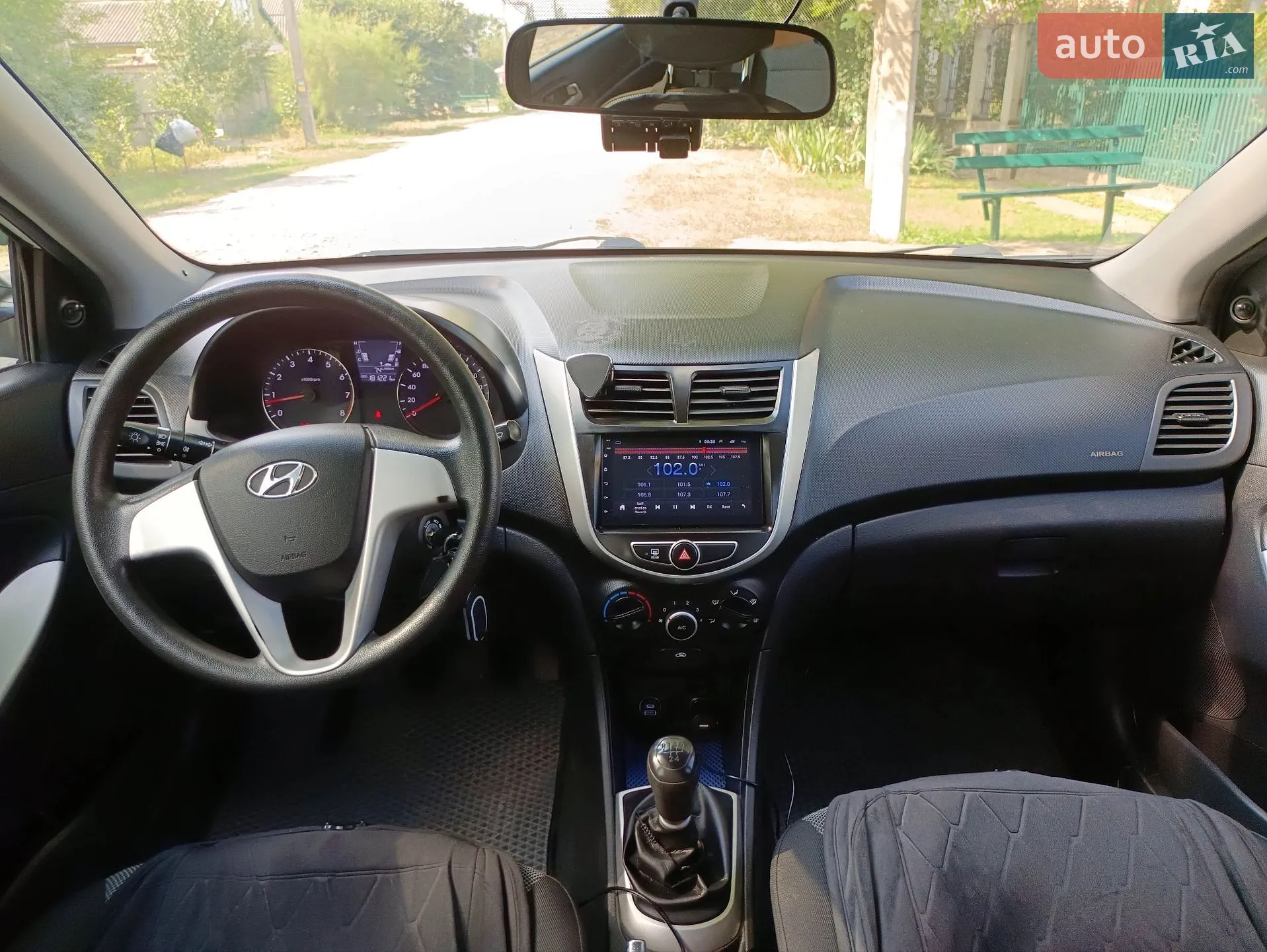 2012 Hyundai Accent - мініатюра 13