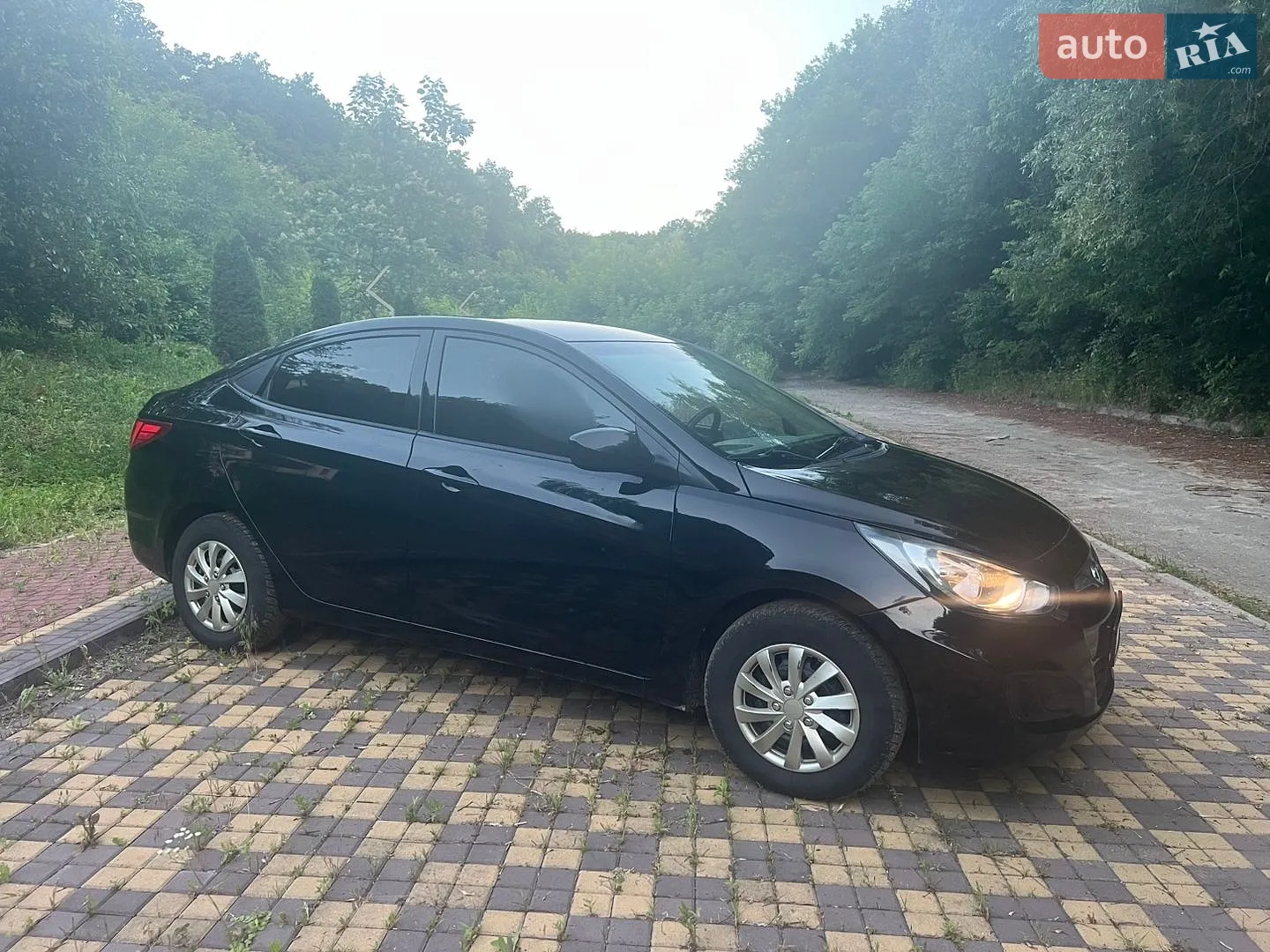 2017 Hyundai Accent - мініатюра 16