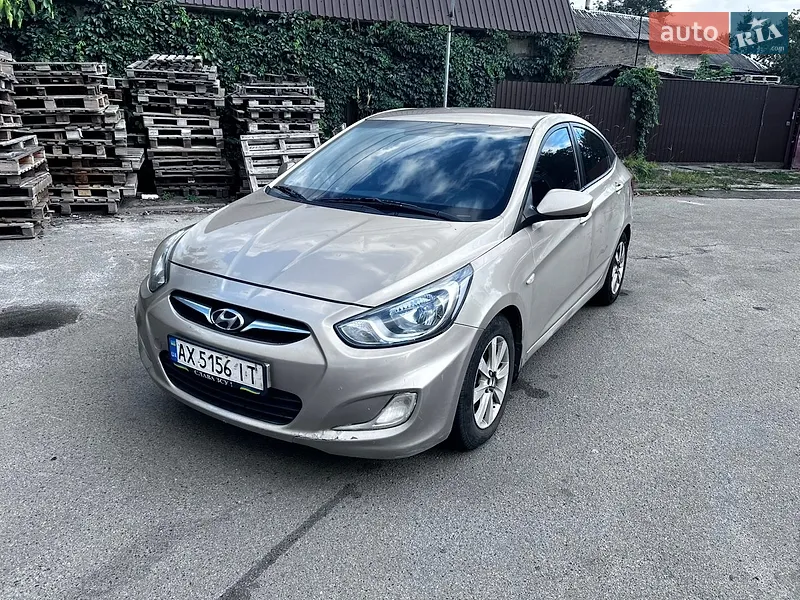 Hyundai Accent