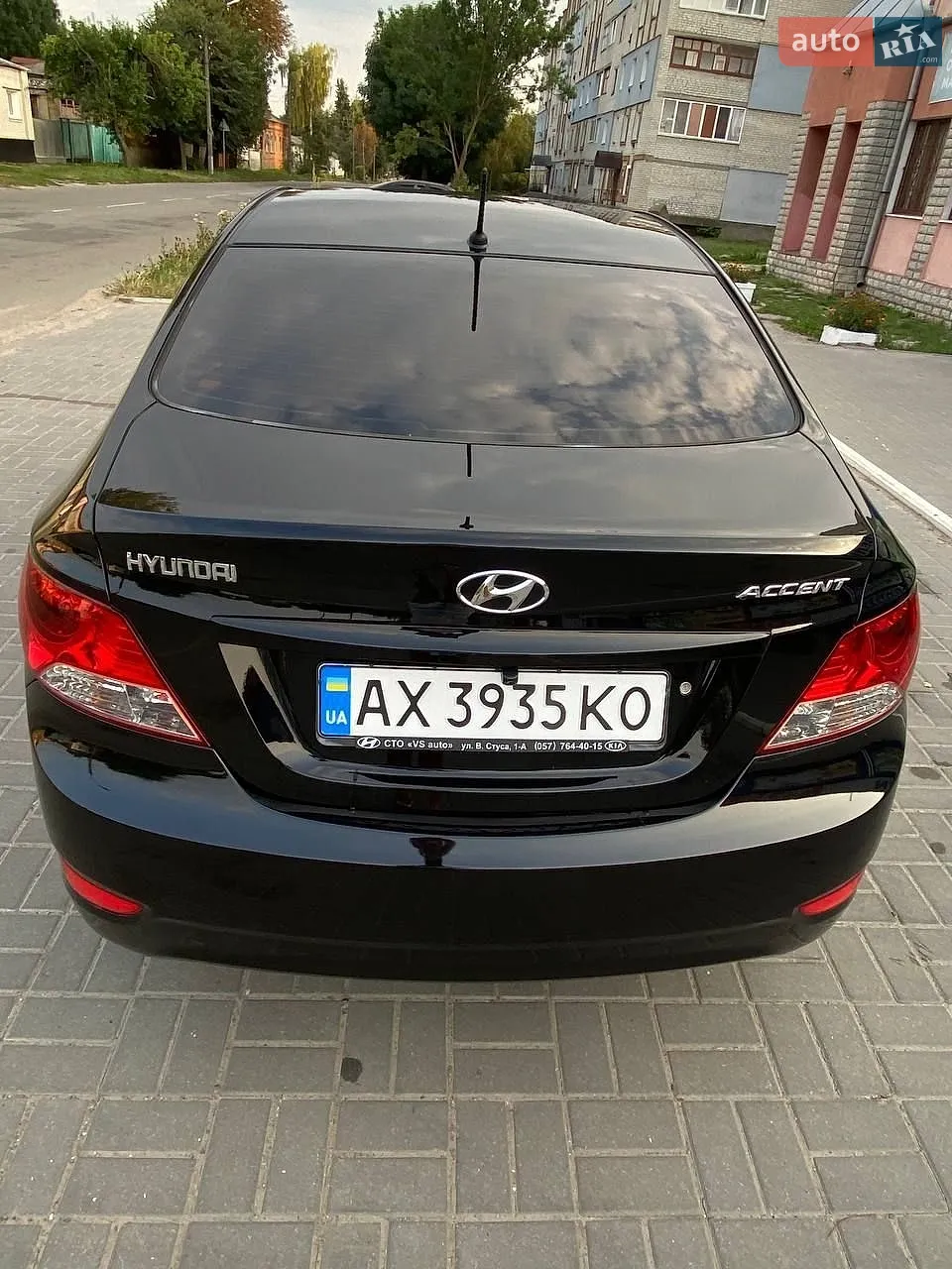 2011 Hyundai Accent - мініатюра 3