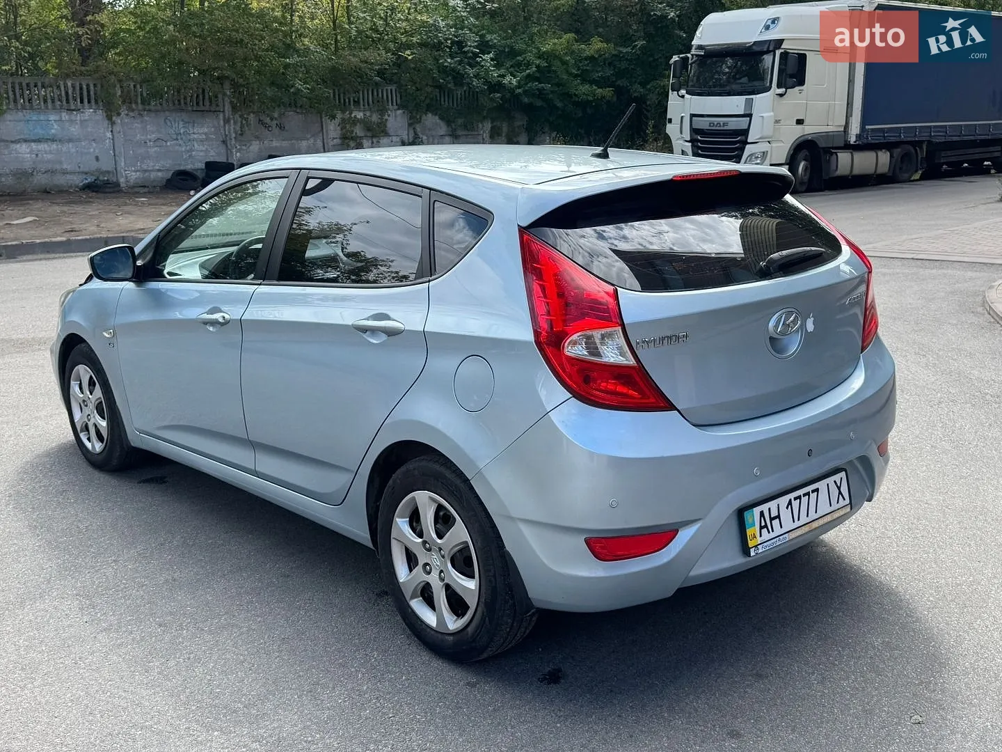 2012 Hyundai Accent - мініатюра 11