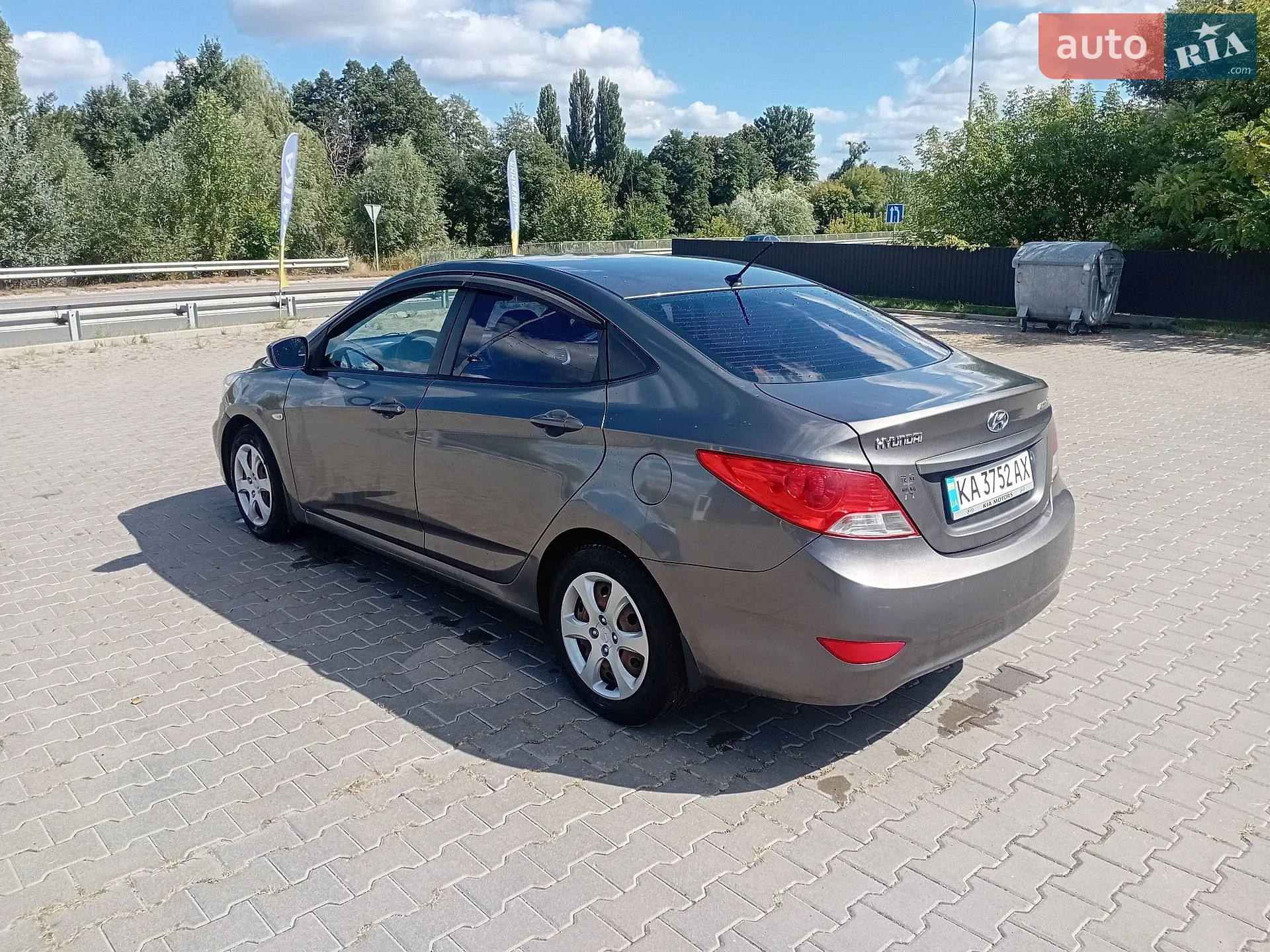 2011 Hyundai Accent - мініатюра 8