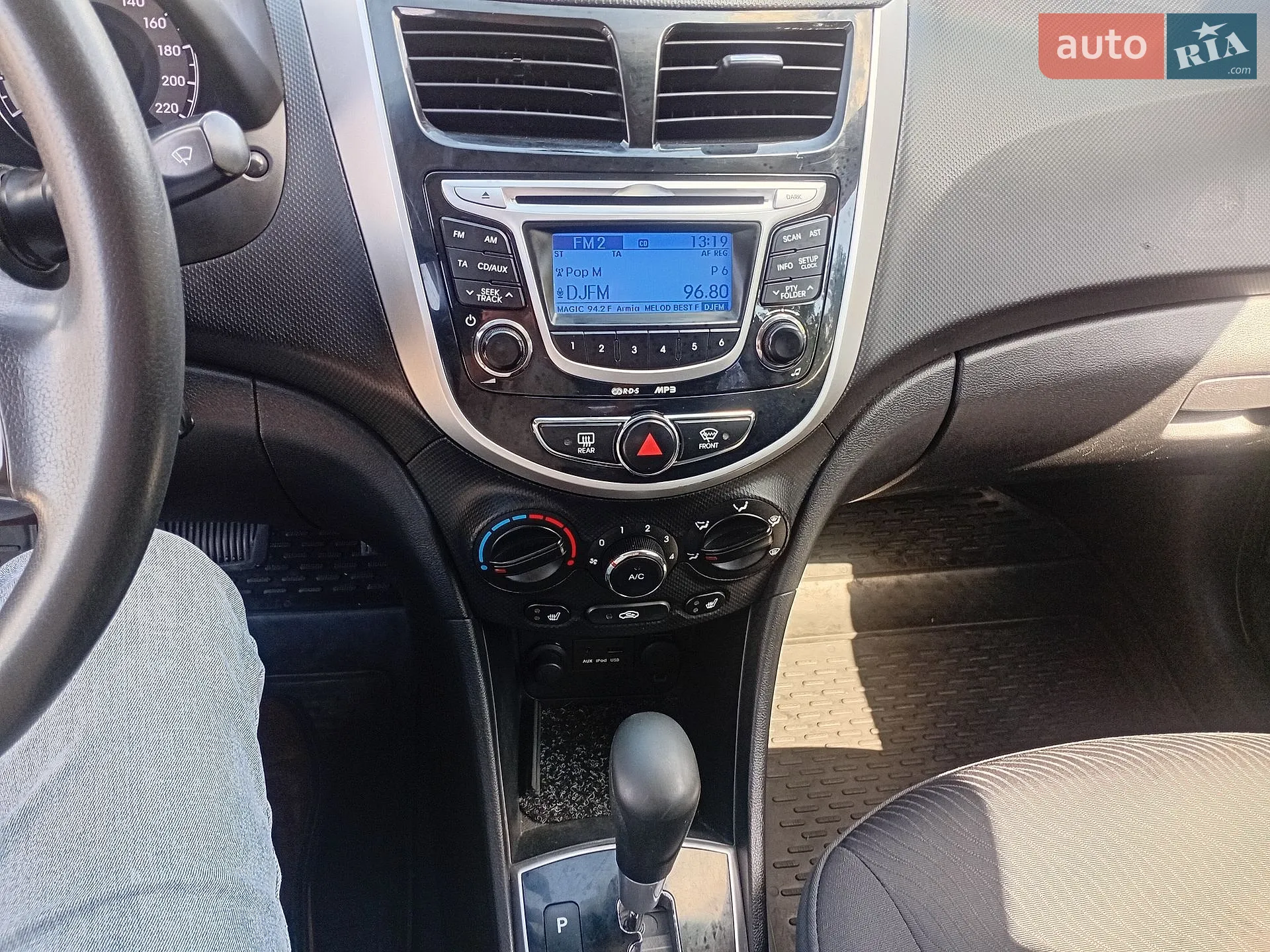 2011 Hyundai Accent - мініатюра 14