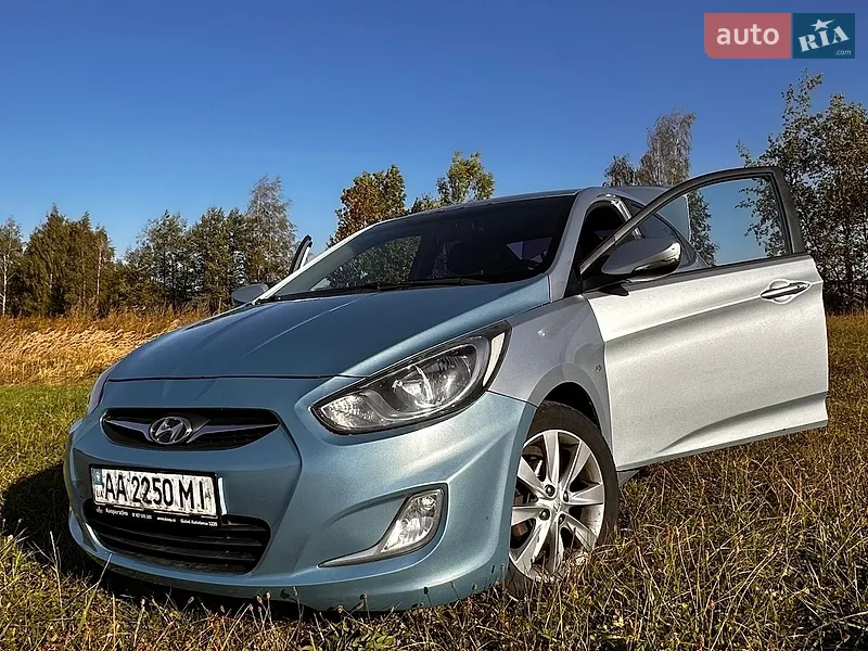 Hyundai Accent 2011