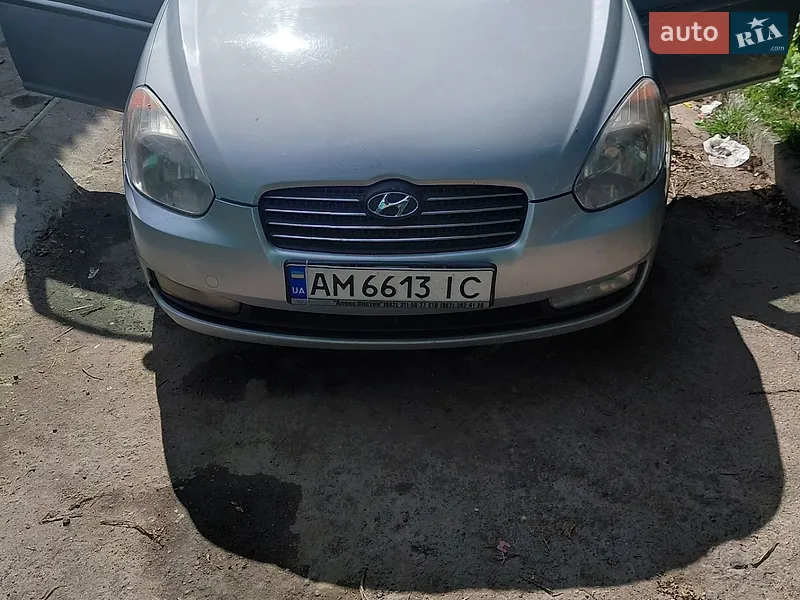 Hyundai Accent
