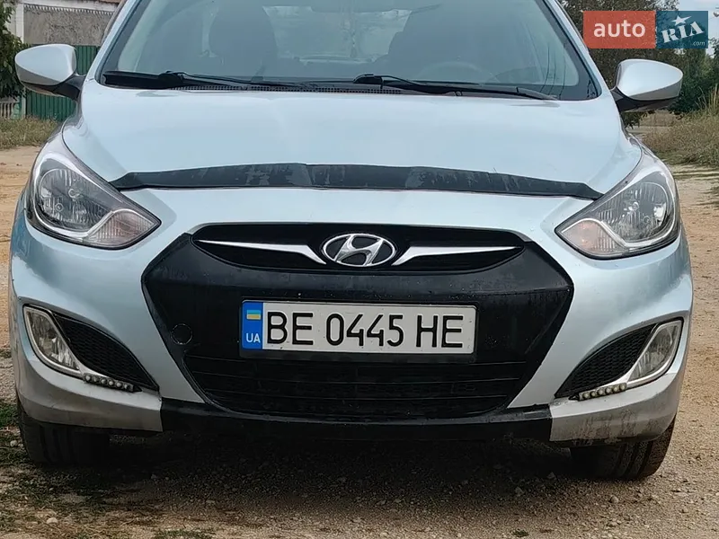 Hyundai Accent