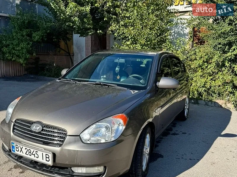 Hyundai Accent