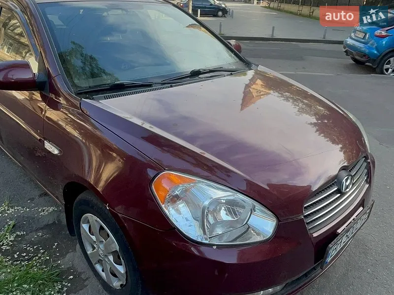 Hyundai Accent