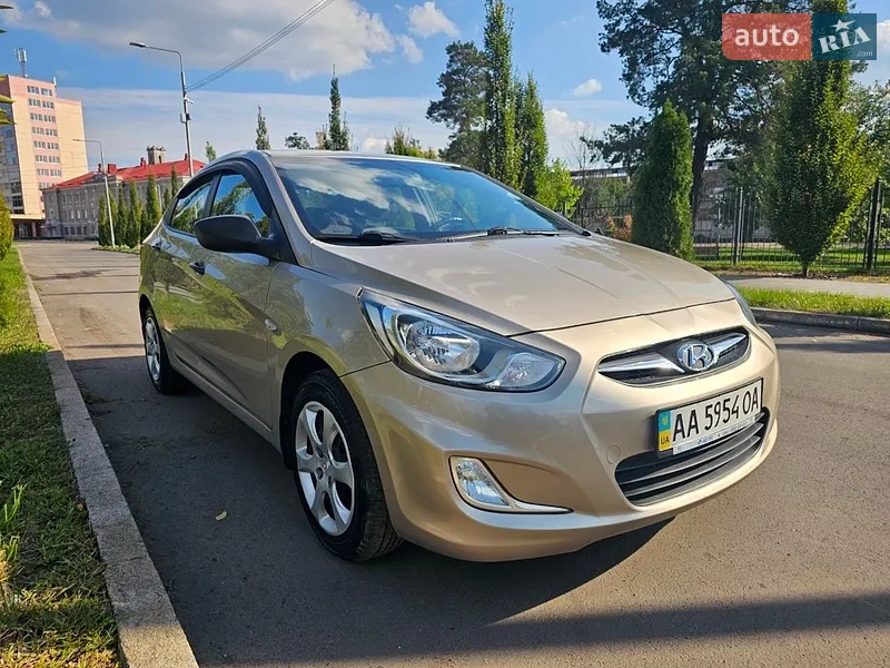 Hyundai Accent