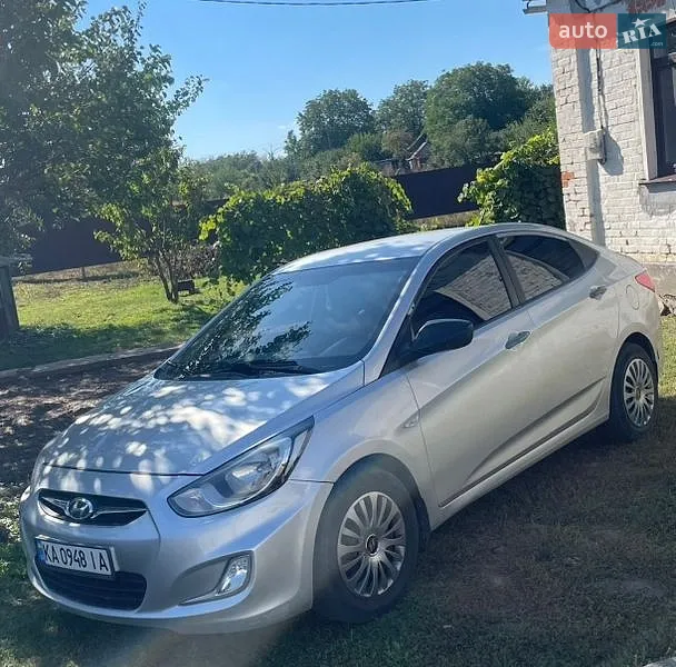 Hyundai Accent