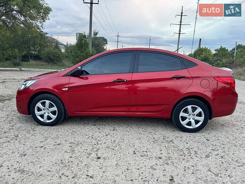 Hyundai Accent