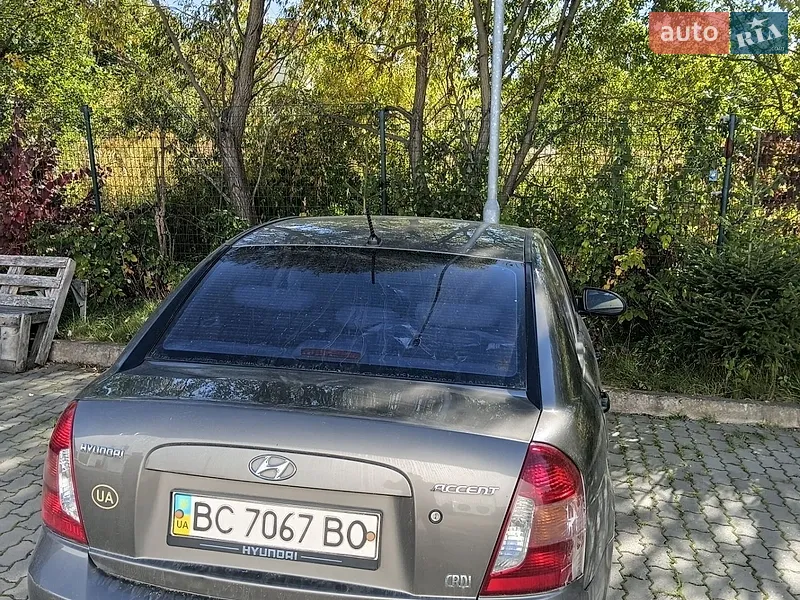 Hyundai Accent