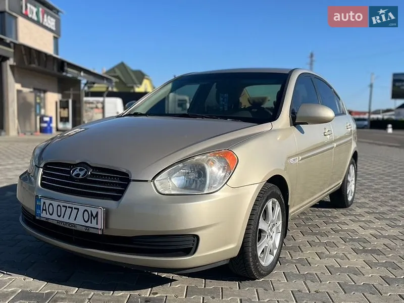 Hyundai Accent