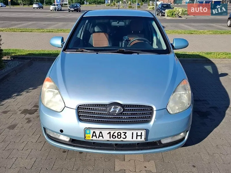 Hyundai Accent