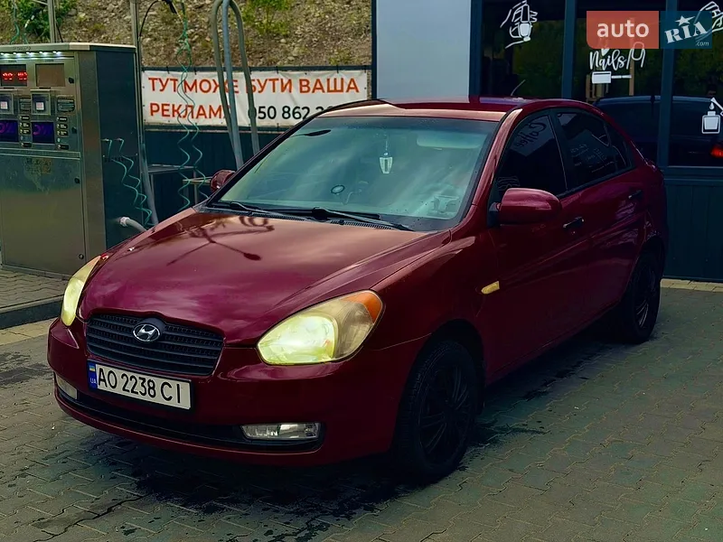 Hyundai Accent
