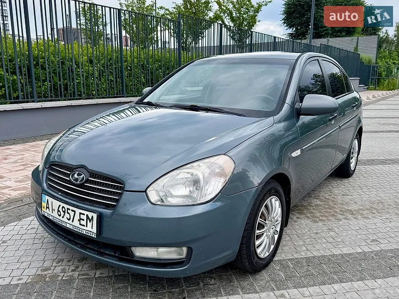 Hyundai Accent