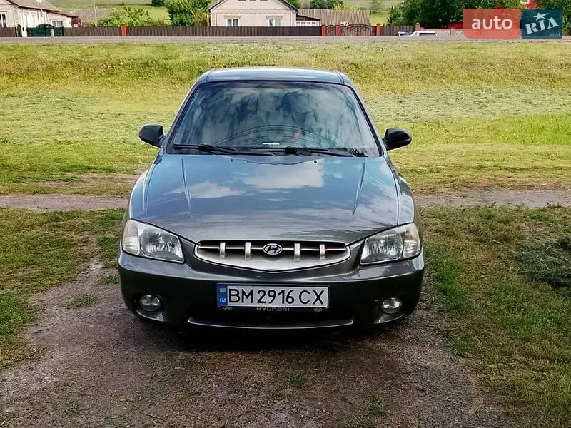 Hyundai Accent 2001