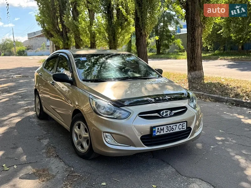 Hyundai Accent