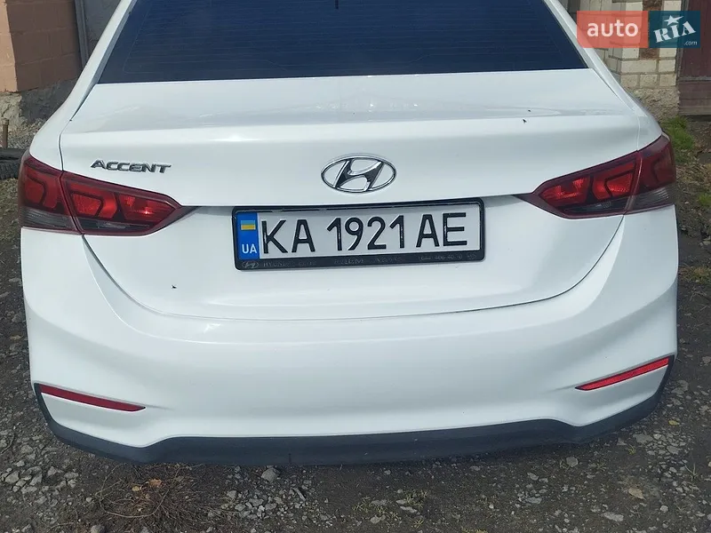Hyundai Accent