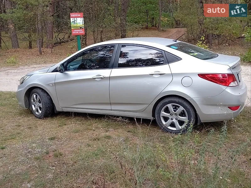 Hyundai Accent