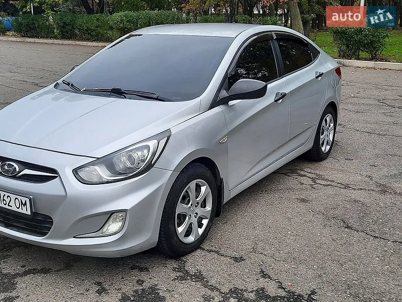 Hyundai Accent