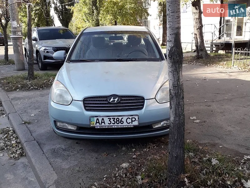 Hyundai Accent