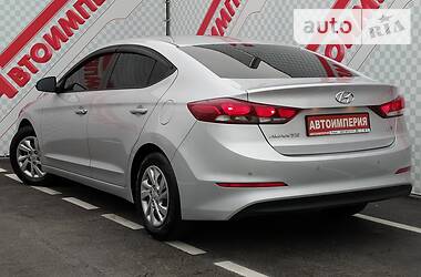 Седан Hyundai Avante 2016 в Києві