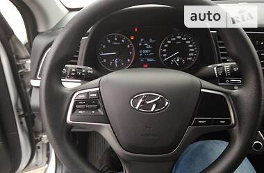 Седан Hyundai Avante 2016 в Запоріжжі