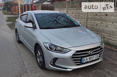 Седан Hyundai Avante 2015 в Києві