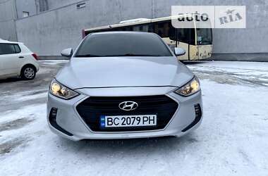 Седан Hyundai Avante 2016 в Львові
