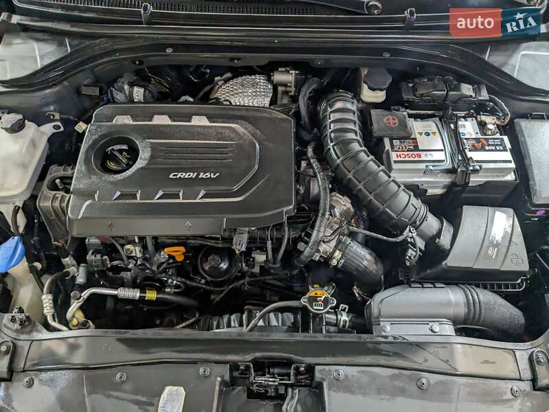 Седан Hyundai Avante 2016 в Киеве