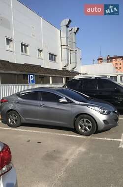 Седан Hyundai Avante 2012 в Черкассах