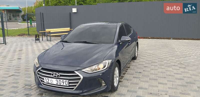 Седан Hyundai Avante 2016 в Зіньківі