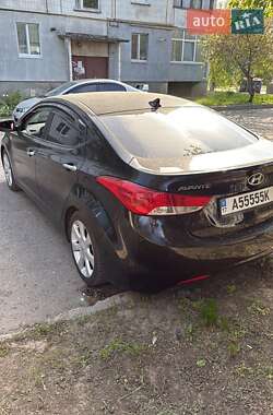 Седан Hyundai Avante 2012 в 