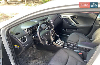 Седан Hyundai Avante 2012 в 