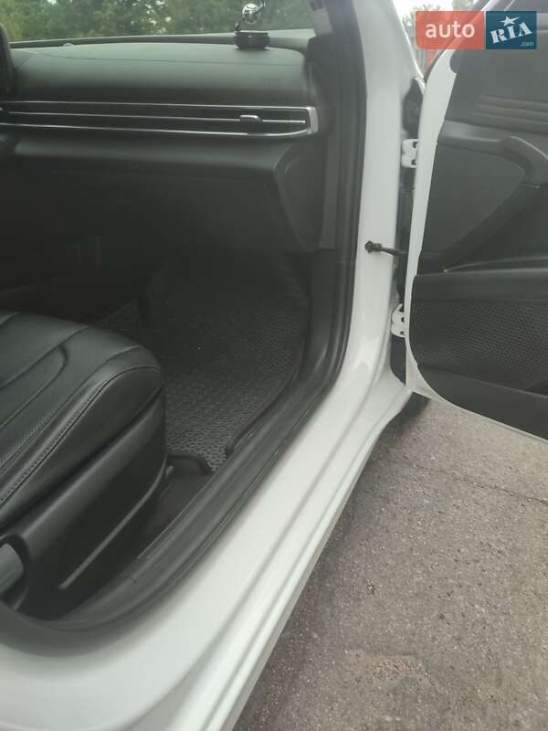 Седан Hyundai Avante 2021 в Овруче