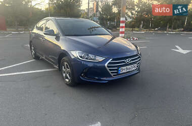 Седан Hyundai Avante 2016 в Одесі