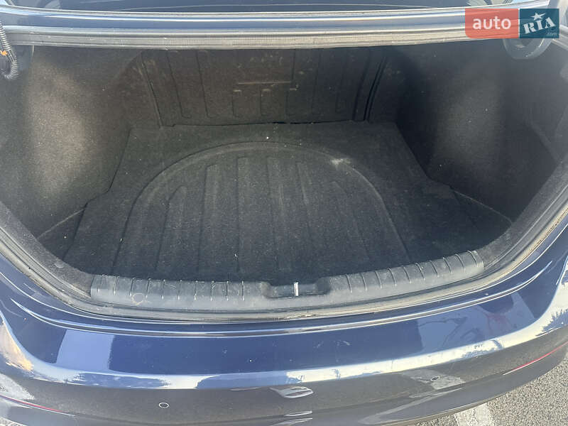 Седан Hyundai Avante 2016 в Одессе