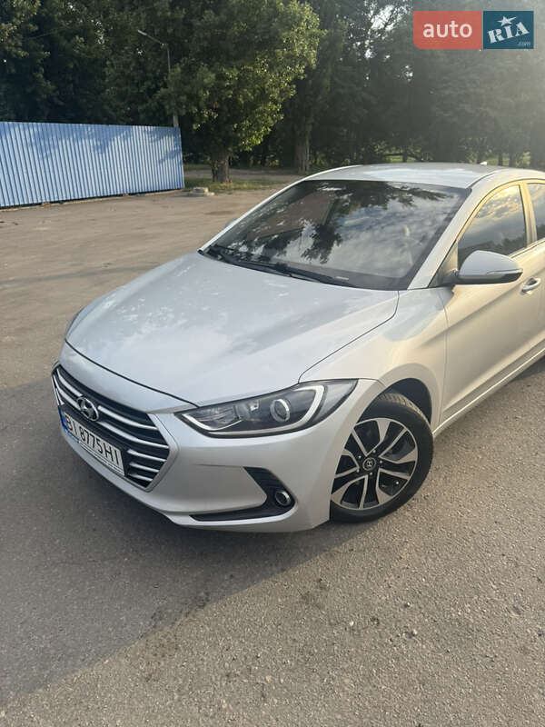 Седан Hyundai Avante 2016 в Кременчуге