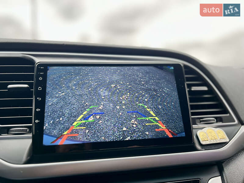 Седан Hyundai Avante 2015 в Києві