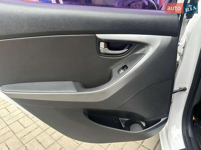 Седан Hyundai Avante 2014 в Одесі фото 13 Седан Hyundai Avante 2014 в Одесі