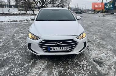 Седан Hyundai Avante 2017 в Киеве
