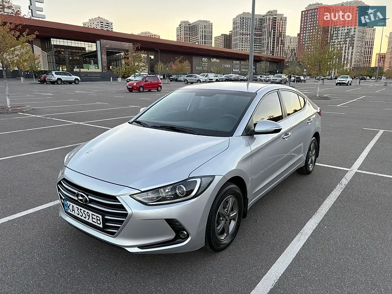 Hyundai Avante 2015