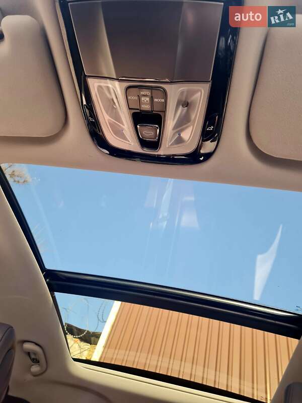 Седан Hyundai Azera 2012 в Одесі