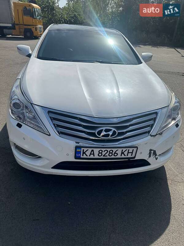 Hyundai Azera 2012